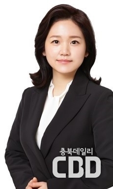 윤자영