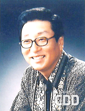 이철호