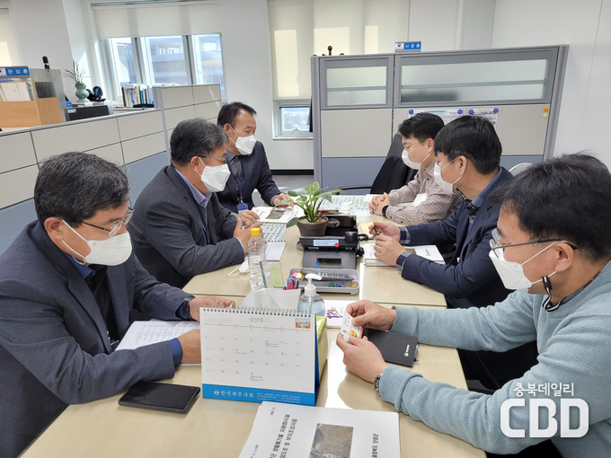 행안부 방문한 안성희 부군수, 천병철 경제개발국장, 윤상도 정책기획담당관